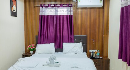 X Western Hills Panchgani Room Type - Family Room with Balcony
