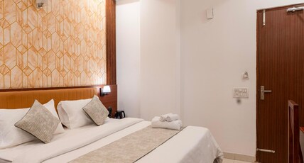 The Lodgers Hotel and Banquet Room Type - Deluxe Room
