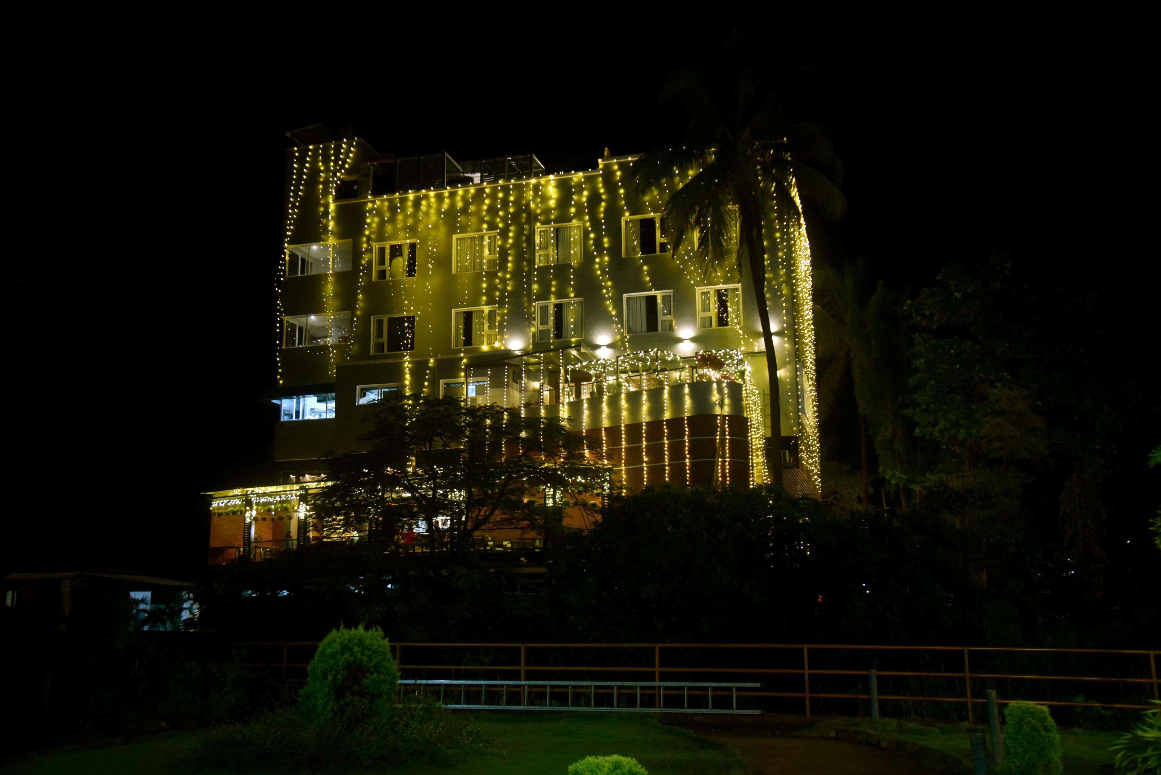 Hotel Golden Heritage Dapoli - Tap to explore photos
