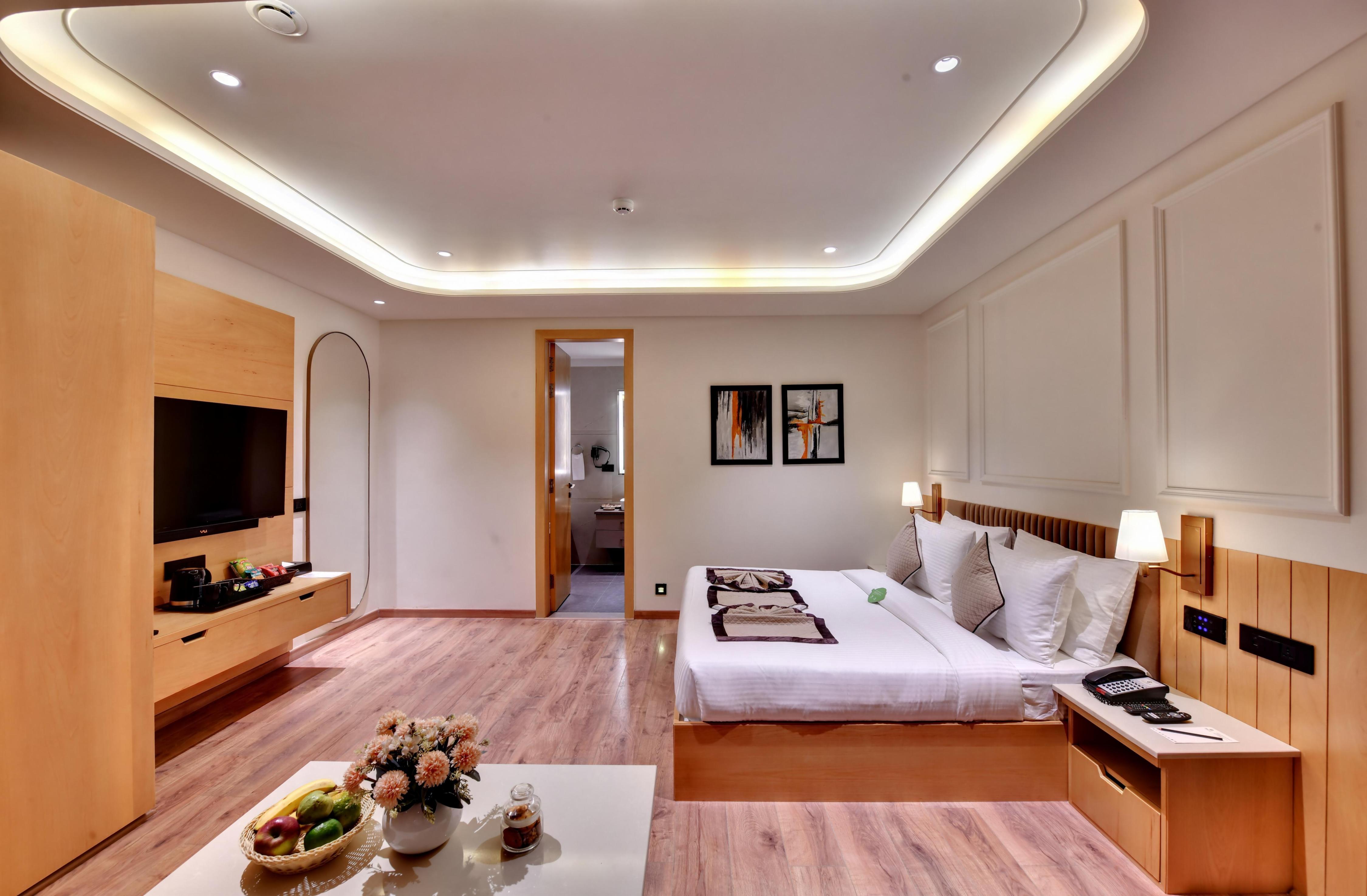Click Collection Amristar|Ranjit Avenue Room Type - Family Suite Bathtub Room
