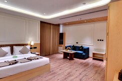 Click Collection Amristar|Ranjit Avenue