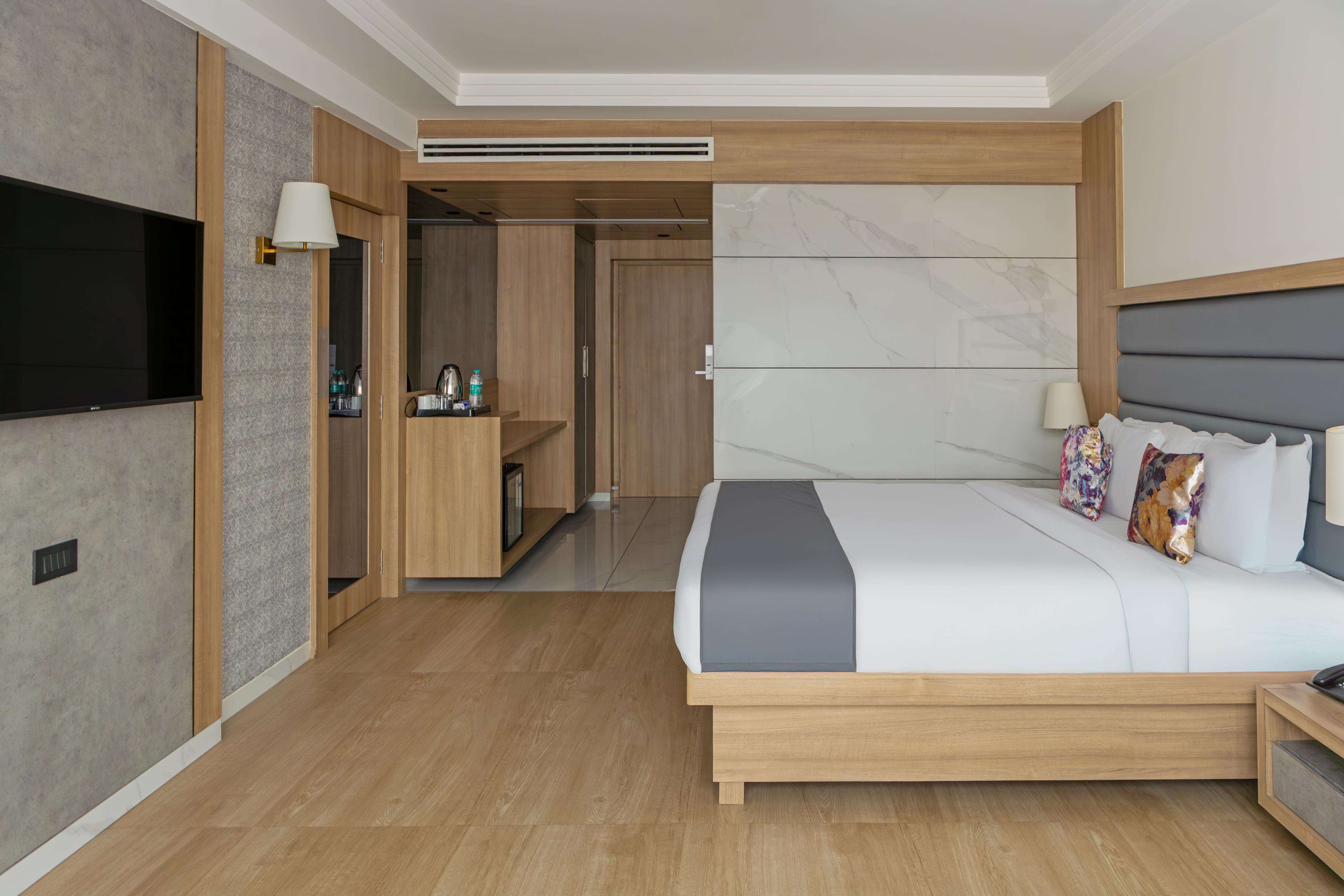 Hill Berry - A SoVo Hotel - Tap to explore photos