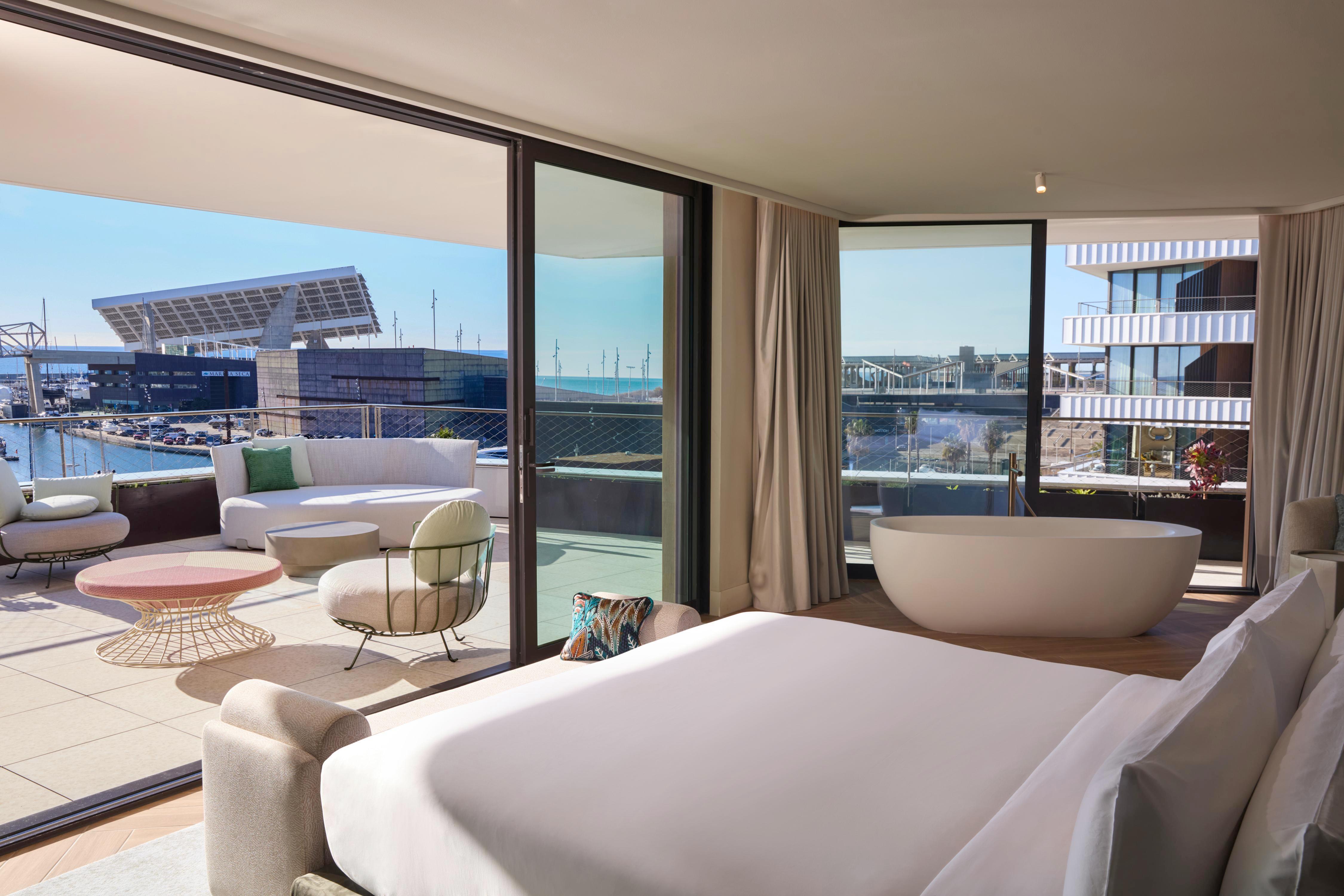SLS Barcelona Room Type - Luxuriate Suite