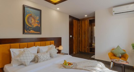 Perfectstayz Premium Shanti Heritage Room Type - Executive room Perfectstayz Premium Shanti Heritage Room Type - Executive room