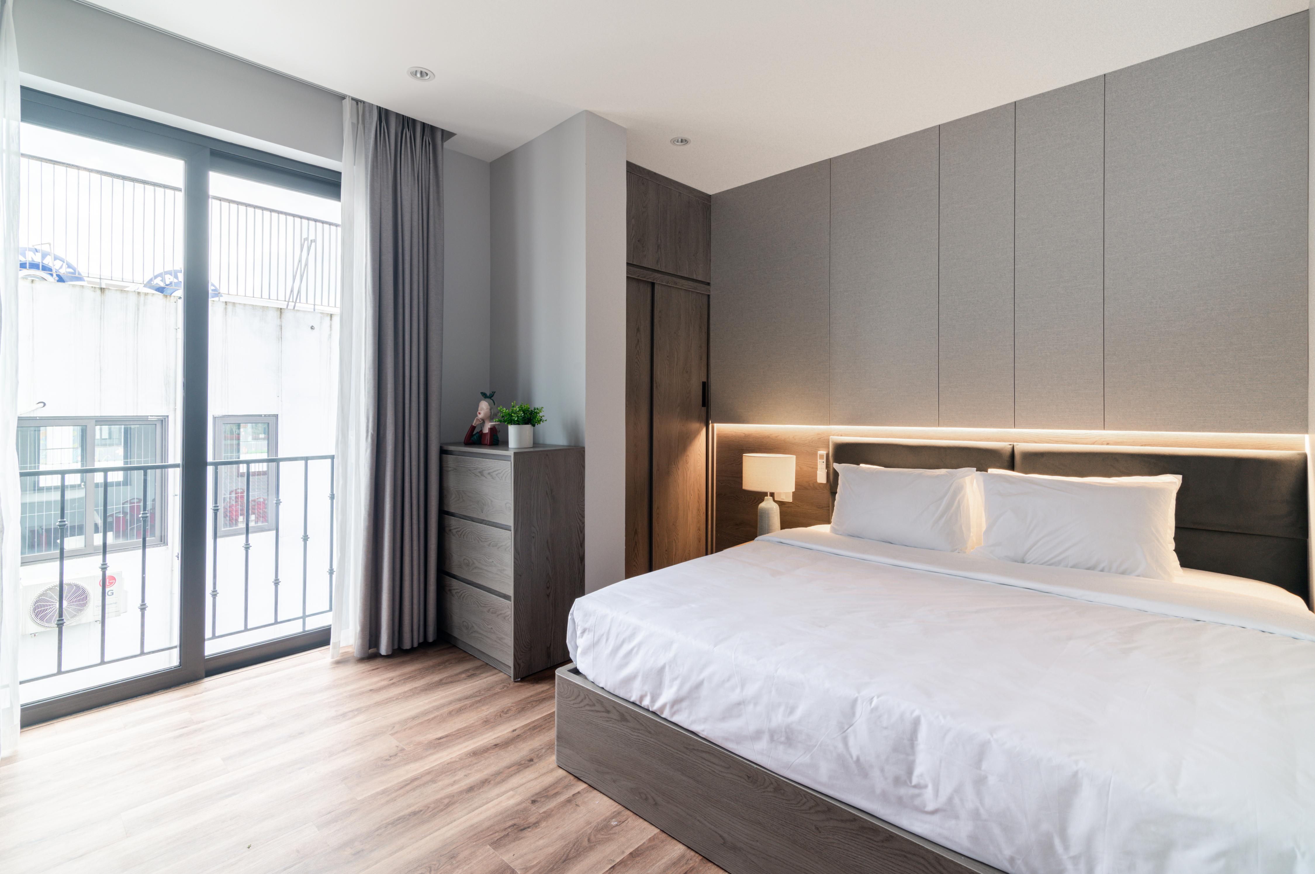 Luxe Paradise Suites Hotel - Tap to explore photos