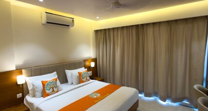 Hotel Neem Heritage Room Type - Deluxe Double Room with Balcony