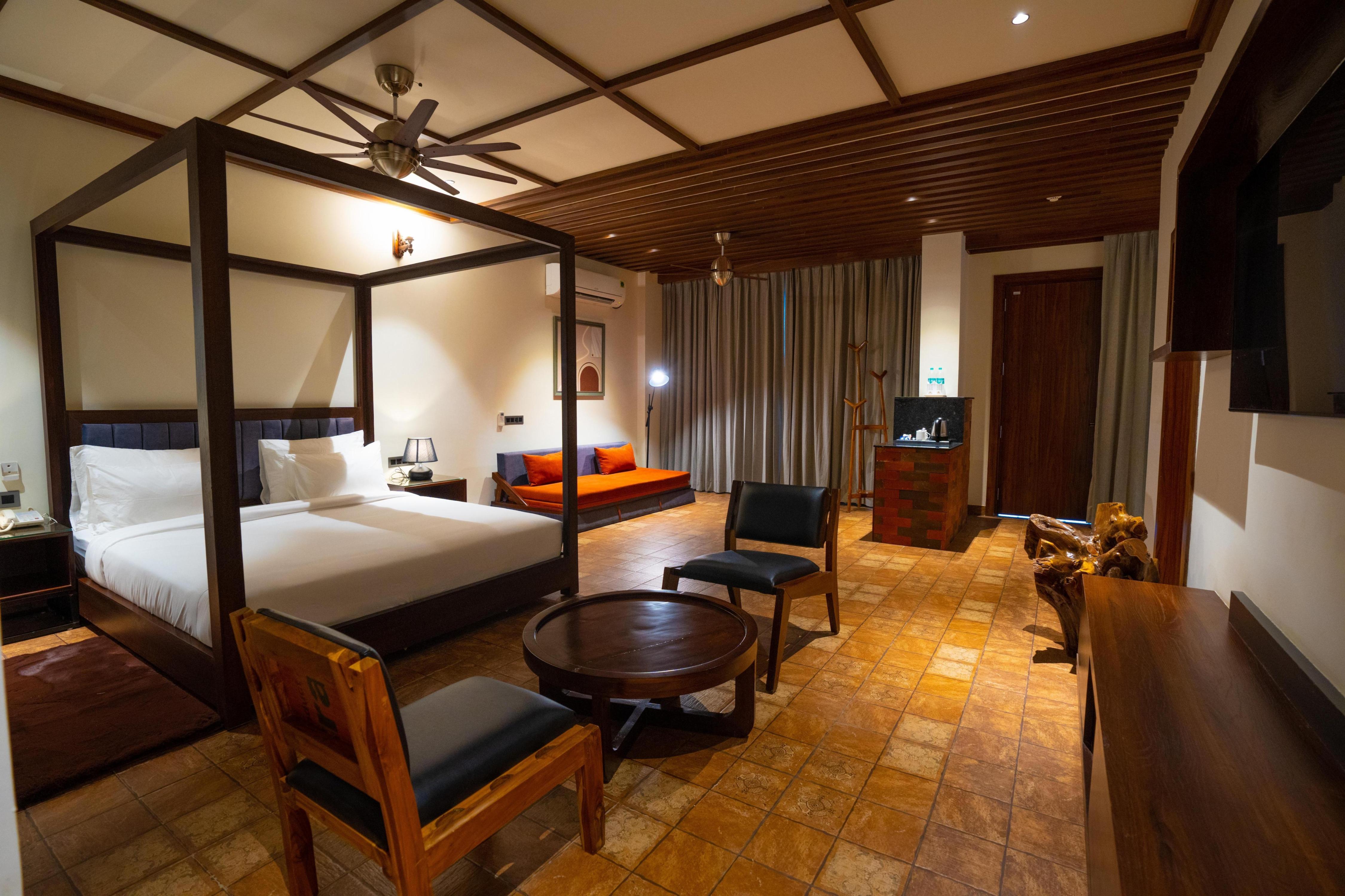 Pleasant Tree Hotels Room Type - Luxury Suite with Mountain view
