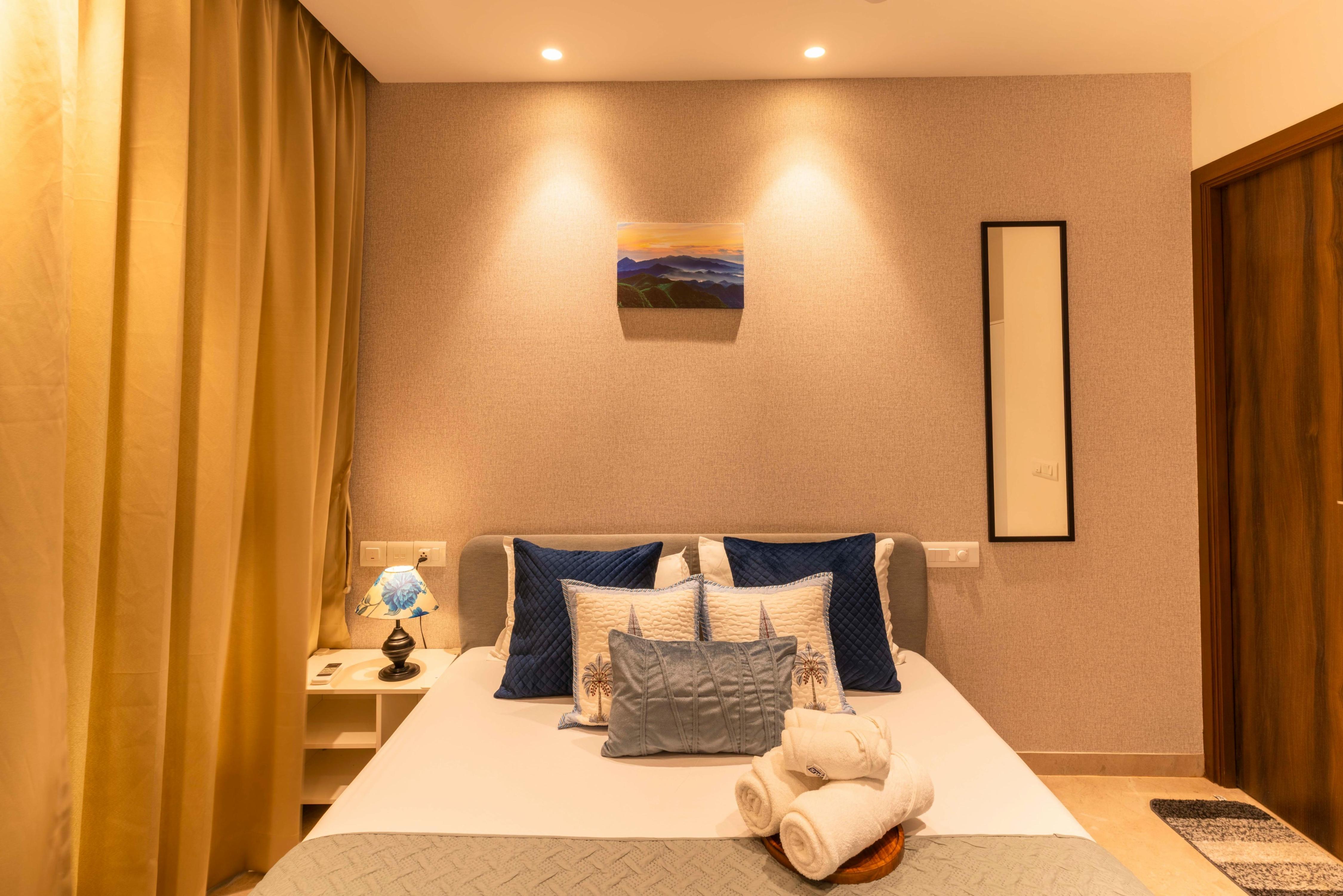 Graceful, Vivid 1bhk Apt in Hiranandani Powai - Tap to explore photos
