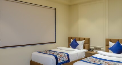 Qotel Signature Coleman @ Janakpuri Room Type - Premium Twin Room Ideal for Corporates with Early Check-in Qotel Signature Coleman @ Janakpuri Room Type - Premium Twin Room Ideal for Corporates with Early Check-in