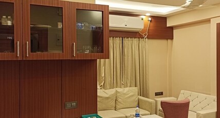 Sandipa Hotel & Restaurant Room Type - SUITE ROOM