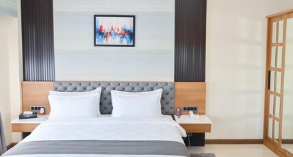 BARAK VIEW RESIDENCY Room Type - CLUB ROOM