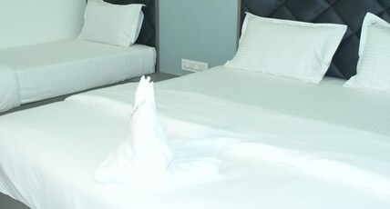 Hotel silver leaf Room Type - Super deluxe