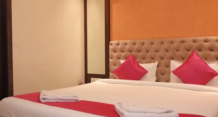 Hotel Rudraksh Inn Room Type - DELUXE ROOM