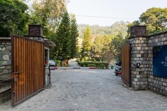 Bel La Monde Hotel Riverside - Jim Corbett