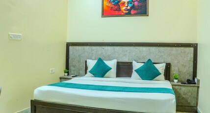 Silver Stay Room Type - Deluxe - 1 King Bed Silver Stay Room Type - Deluxe - 1 King Bed