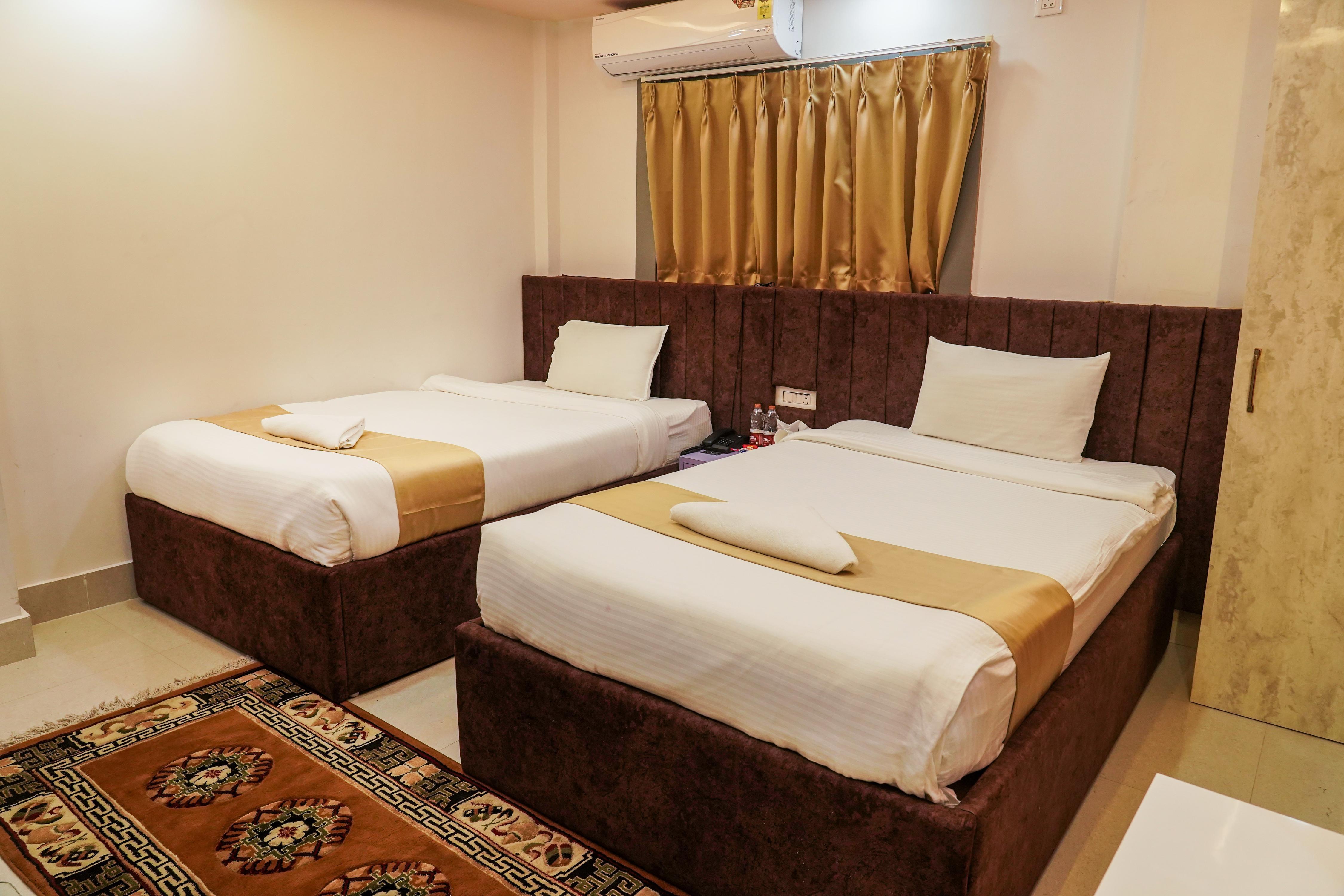 Hotel Ratneshwar Room Type - Standard Twin AC Room