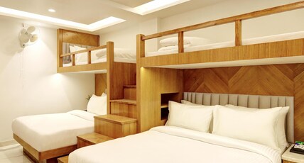 Hotel Namaste Hindustan Just a Minute Away From New Delhi Railway Station and Connaught place Room Type - Family studio Hotel Namaste Hindustan Just a Minute Away From New Delhi Railway Station and Connaught place Room Type - Family studio