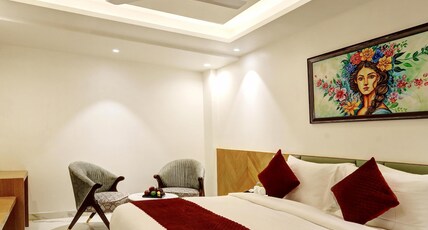 Hotel Namaste Hindustan Just a Minute Away From New Delhi Railway Station and Connaught place Room Type - Luxury Triple Room Hotel Namaste Hindustan Just a Minute Away From New Delhi Railway Station and Connaught place Room Type - Luxury Triple Room