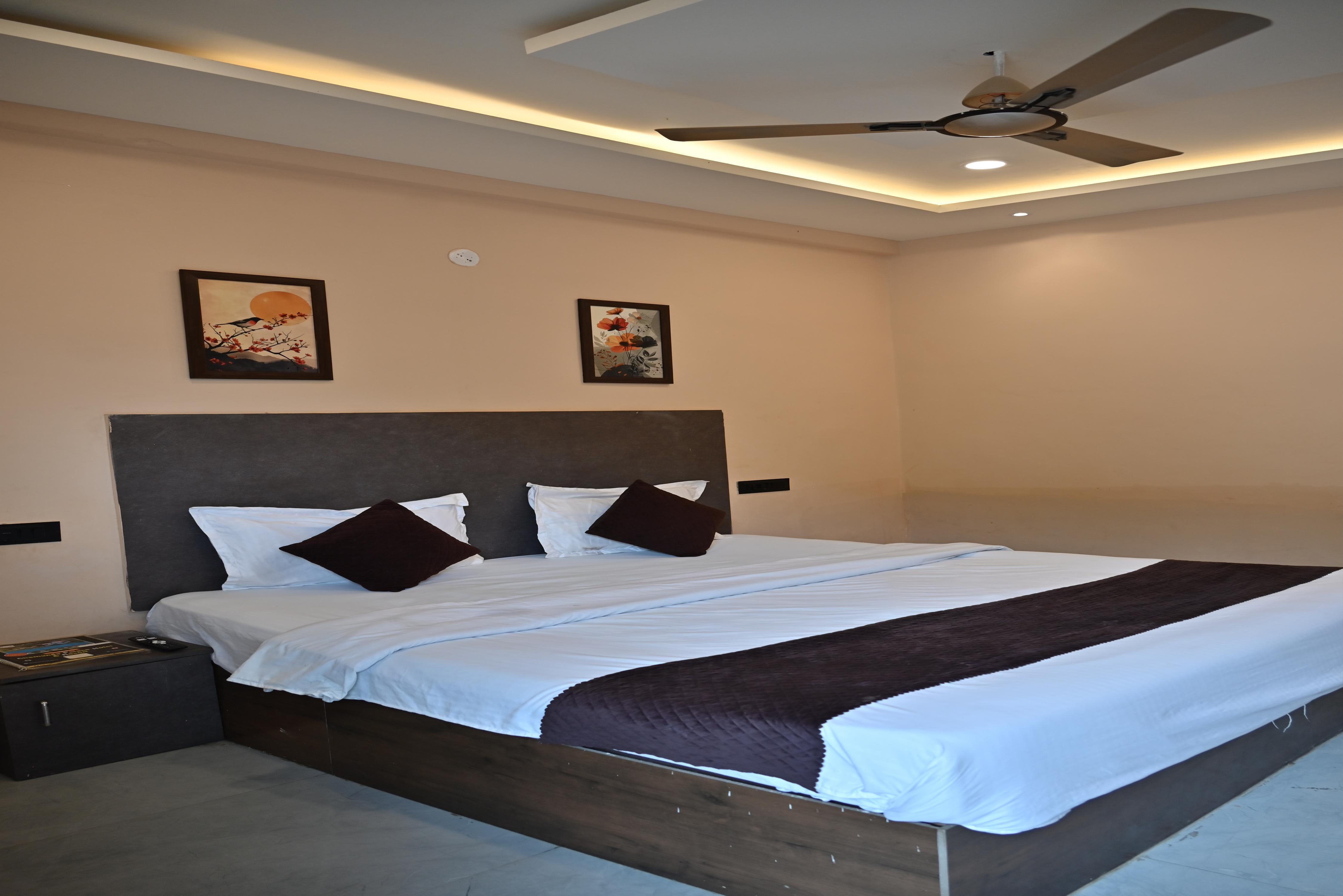 The Chamunda Palace Room Type - Deluxe 5