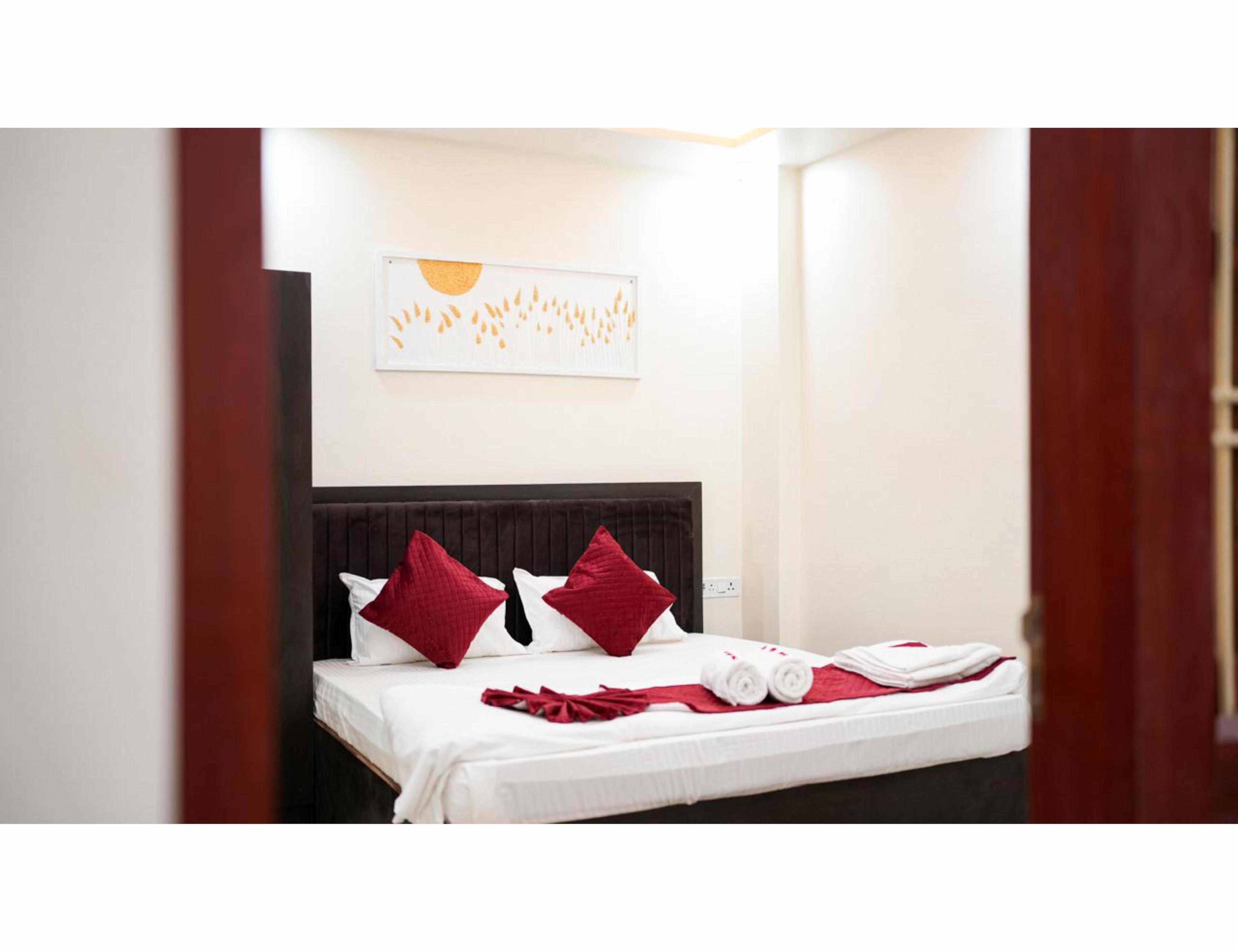 GK Guest House Room Type - Deluxe Ac Room