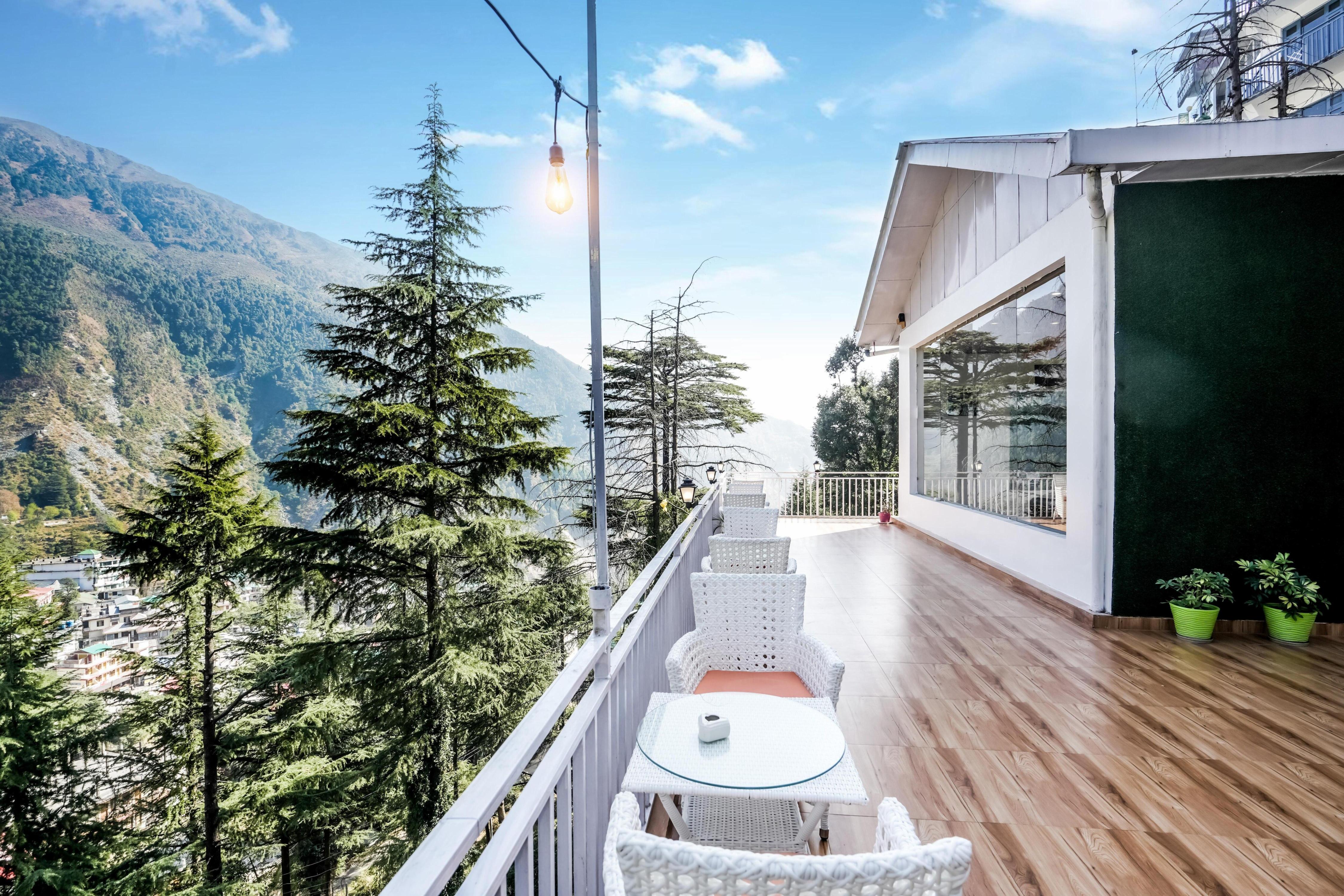 The Bunksters Mclodganj Dharamkot Road