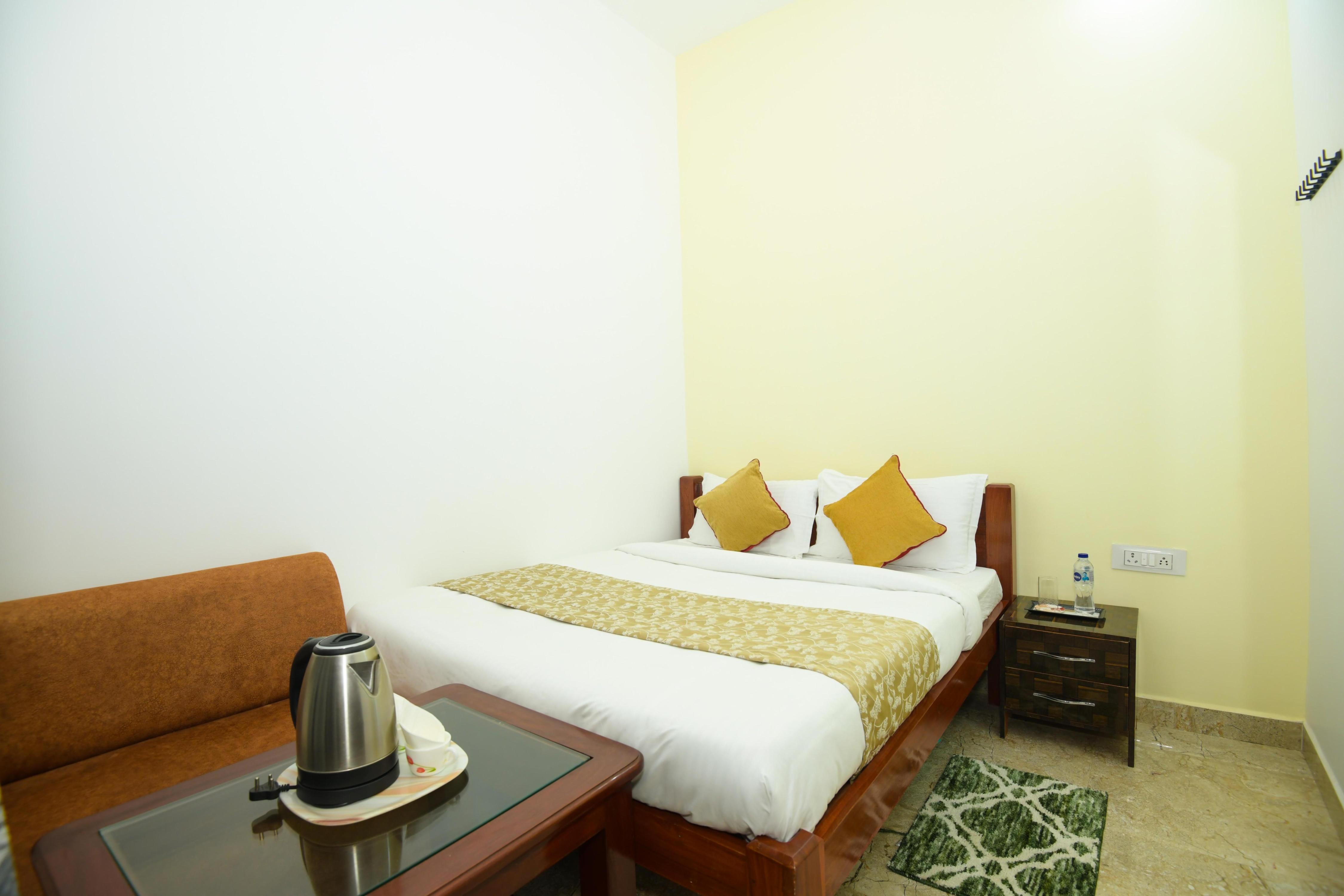Ayodhya Dham Maa Sushila Hotel Room Type - Deluxe
