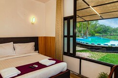 Mia Riaan Lake View Resort