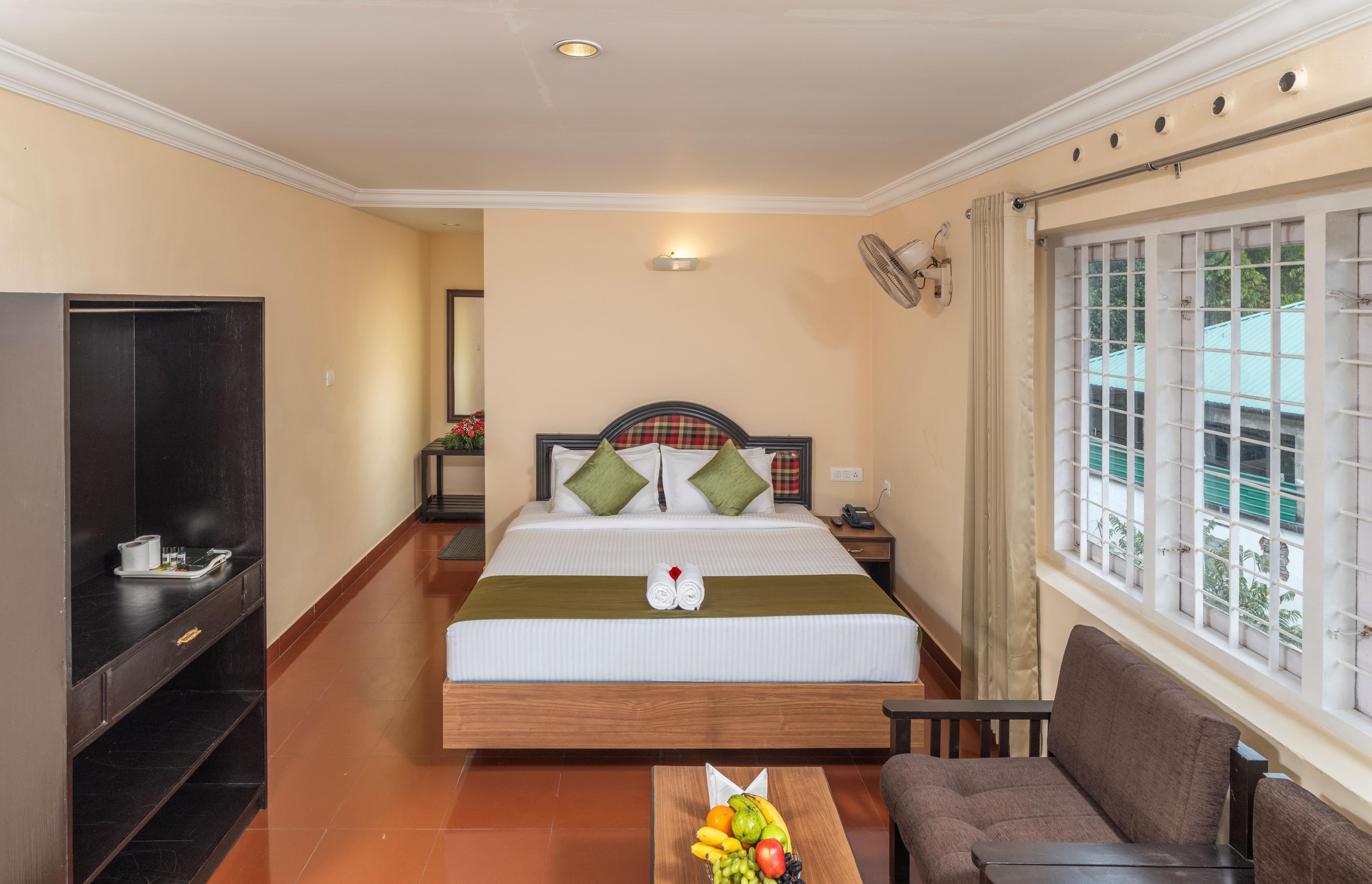The Cardamom Thekkady Room Type - Elegance Room With King Bed
