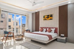 Continente Inn, Ayodhya