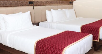 Sree Grand Inn Room Type - Executive With Dressing Room