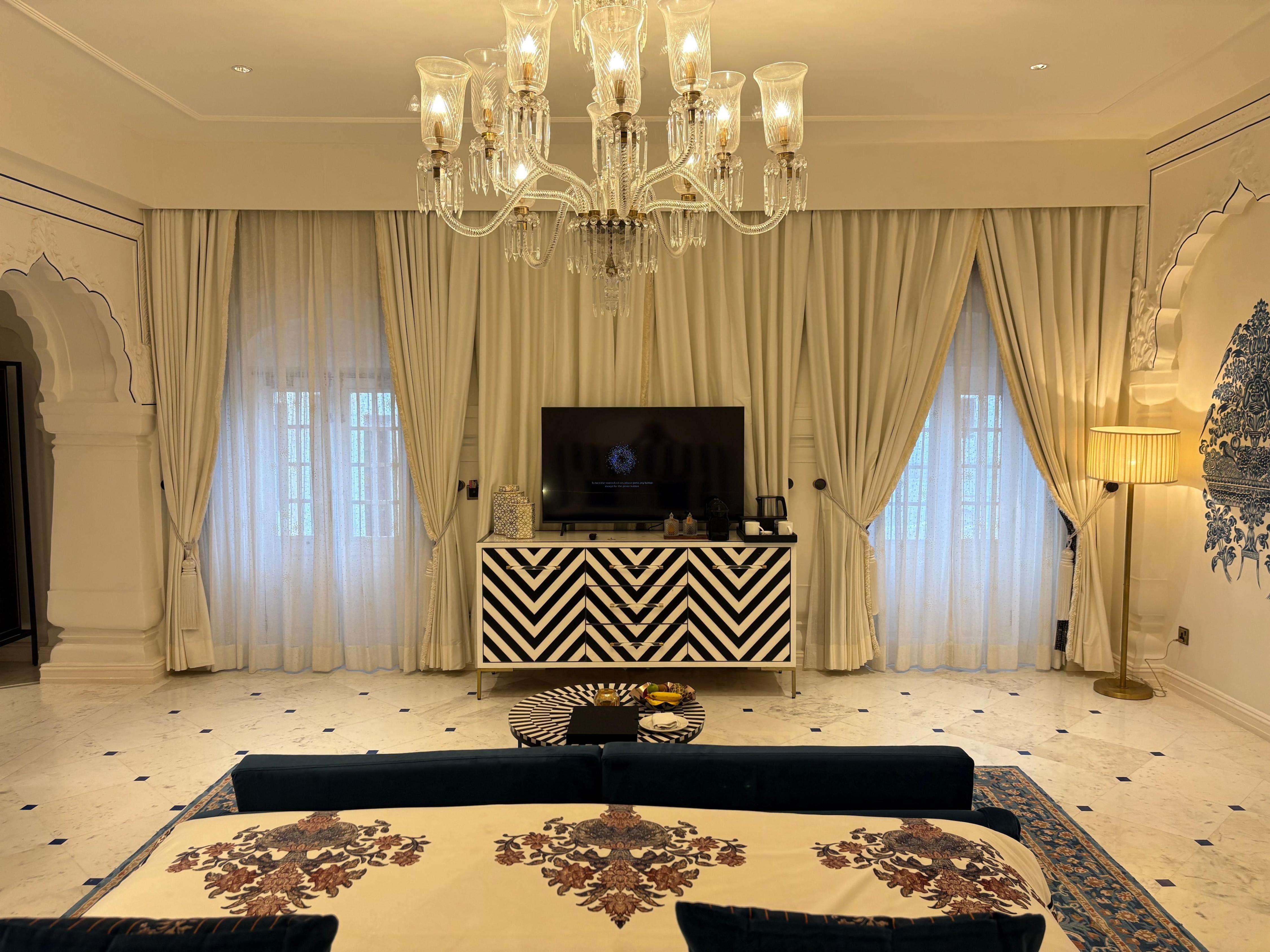 RAN BAAS The Palace Room Type - Deluxe Suites