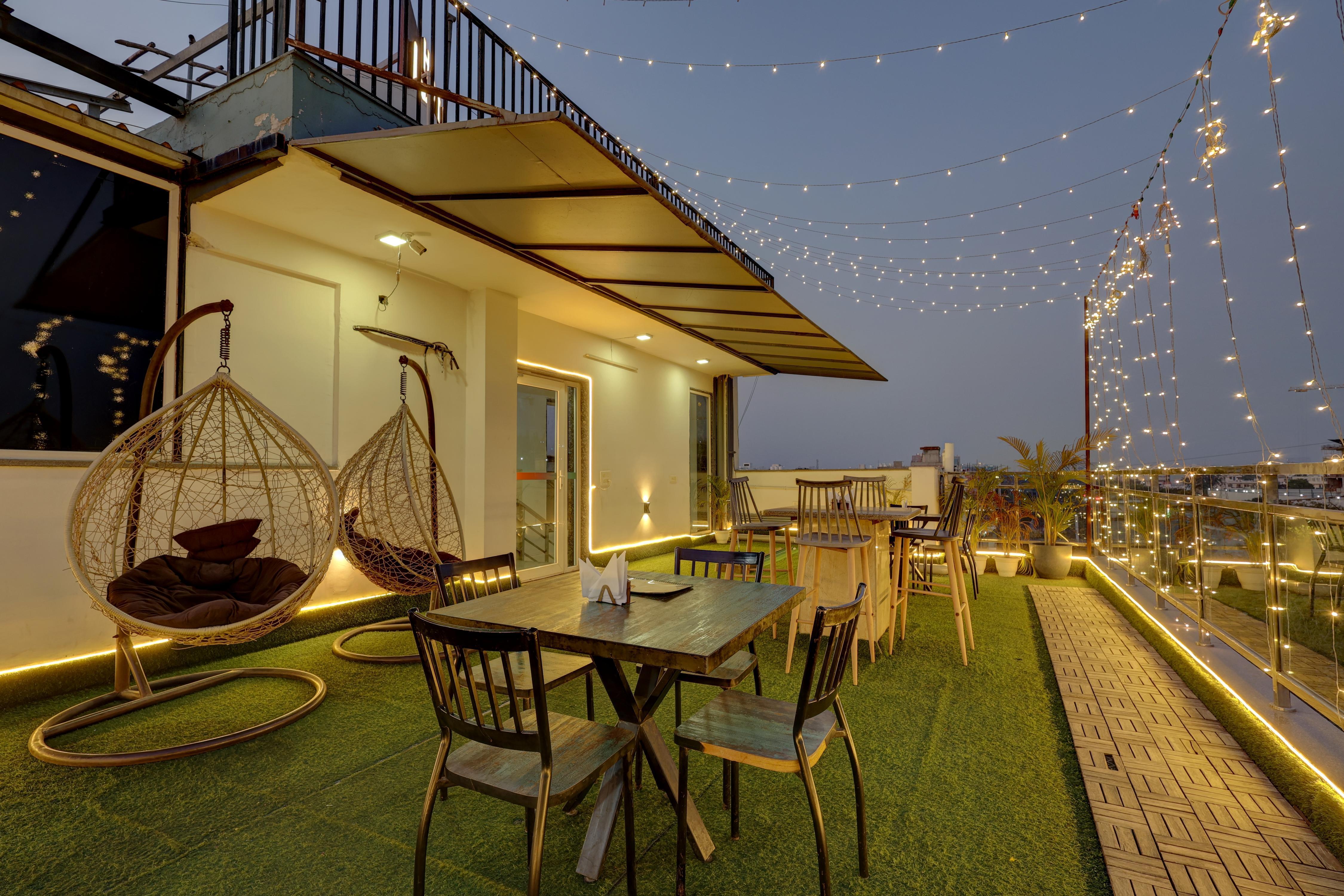 Hotel GreySky Medicity Gurgaon - Tap to explore photos