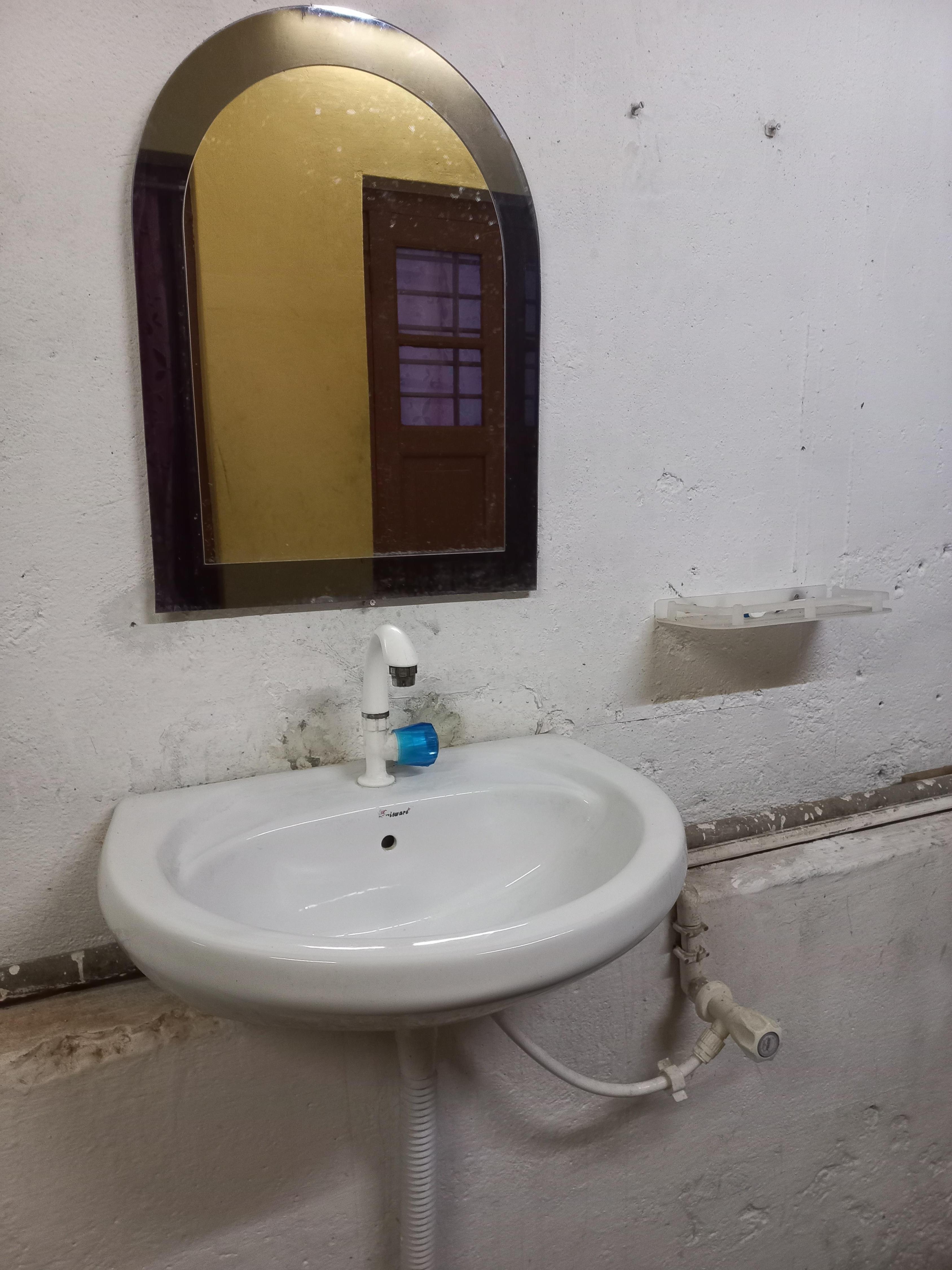 Backpackers Homestay - Tap to explore photos