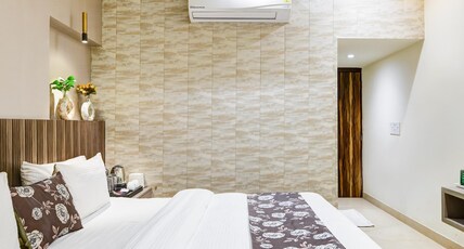 Hotel Opal Villa Vasant Kunj Road By JMD Group Room Type - Deluxe Room