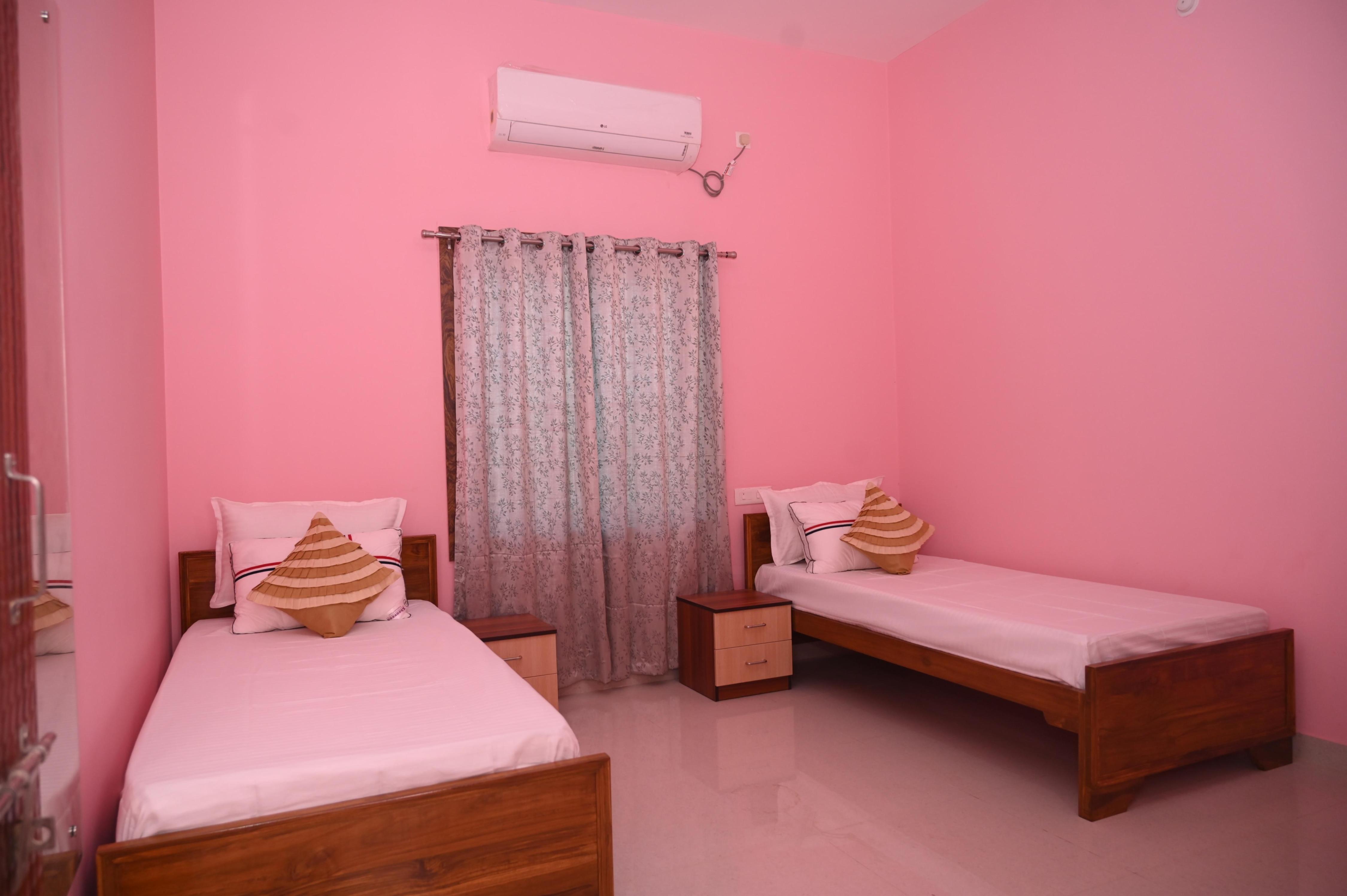 Moon Guest House Room Type - Super Deluxe(AC)
