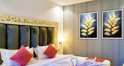 Raya Resort Room Type - Deluxe Room with Bathtub