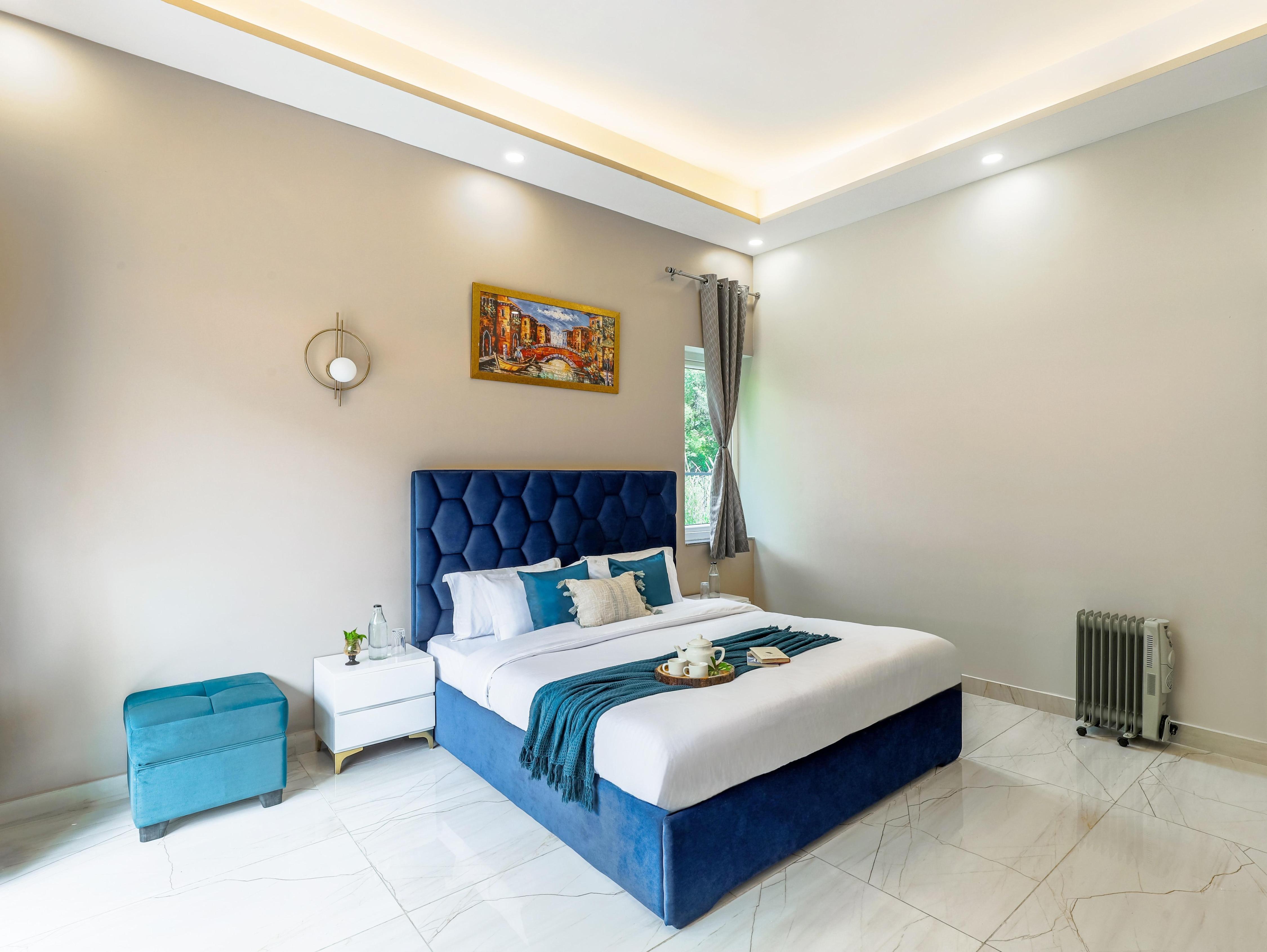 Luxe 3 BHK Villa with Lush Garden & Gazebo in Bhimtal - Tap to explore photos