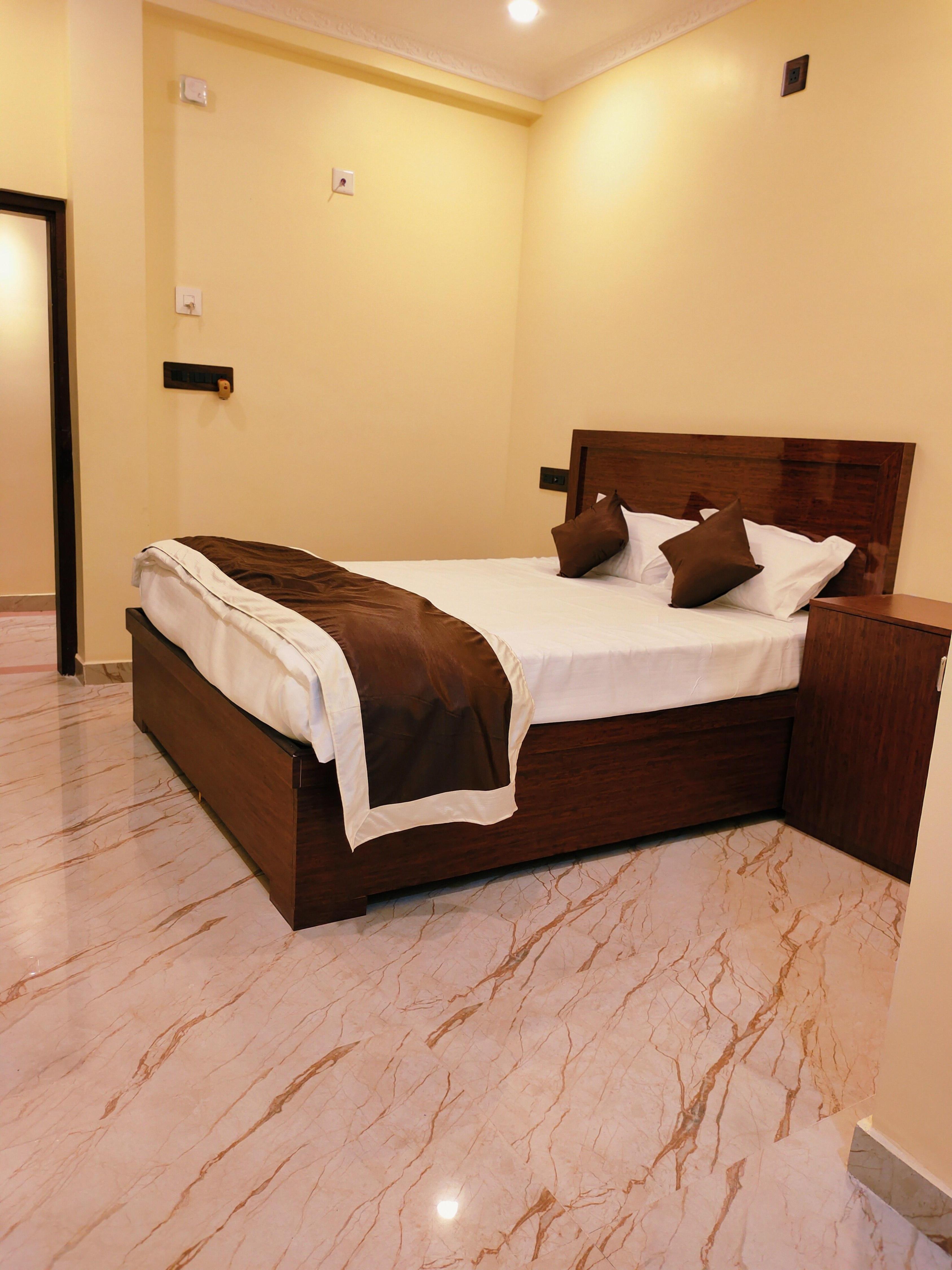 Emaar Lodging Room Type - Single Deluxe Room