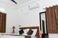 DIYA HOMESTAY