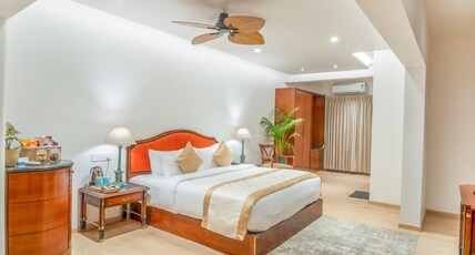 Madras Chronicle Bay Resort & Spa Room Type - Suite Room