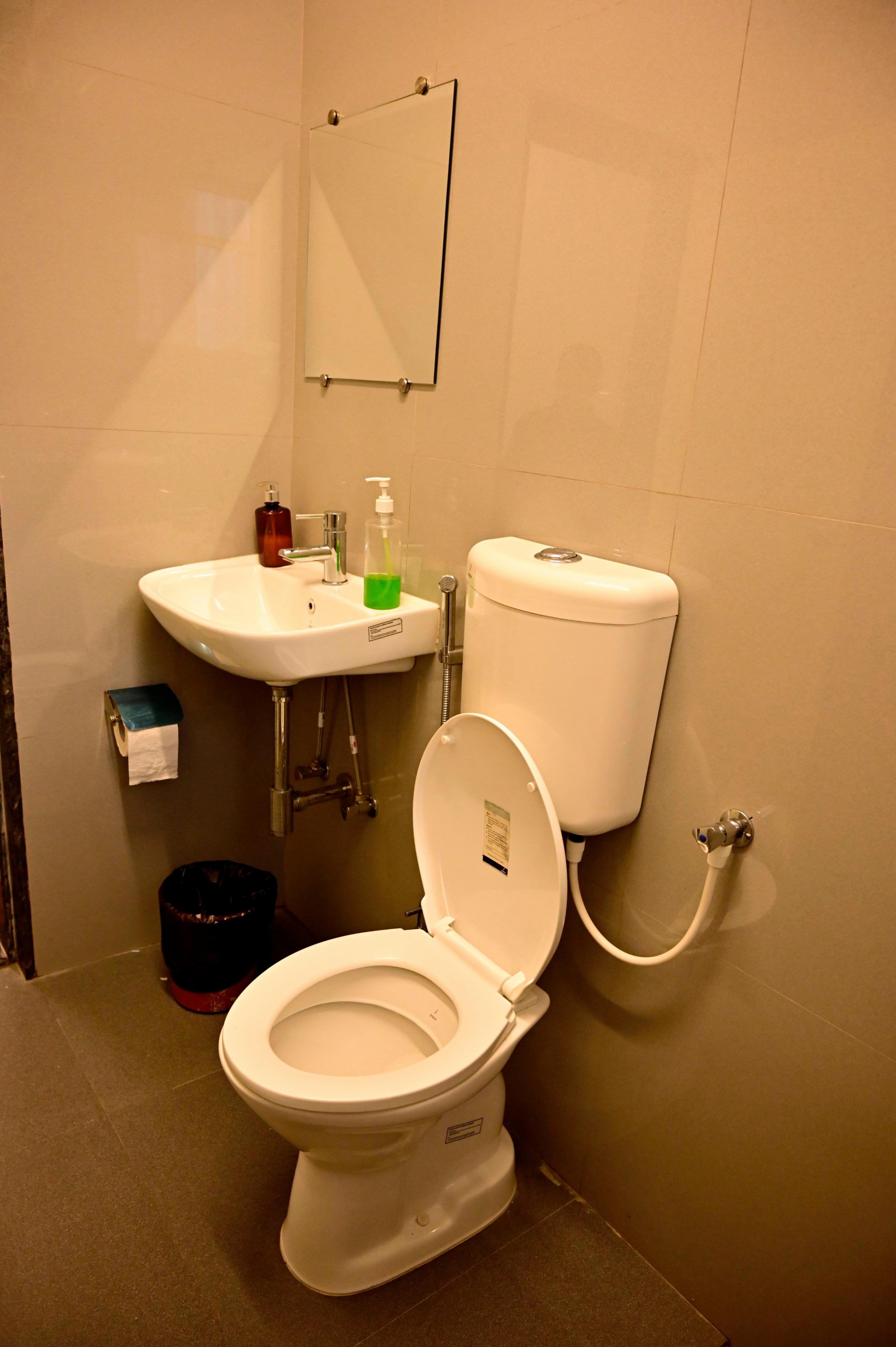 Kivi Homestay - Tap to explore photos