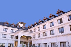 Address of The Uttrayan - Luxury meets tranquility