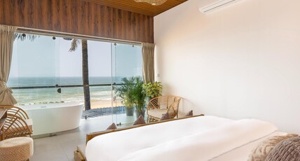 Rose Goa Beach Resort Room Type - Deluxe sea View with Bathtub