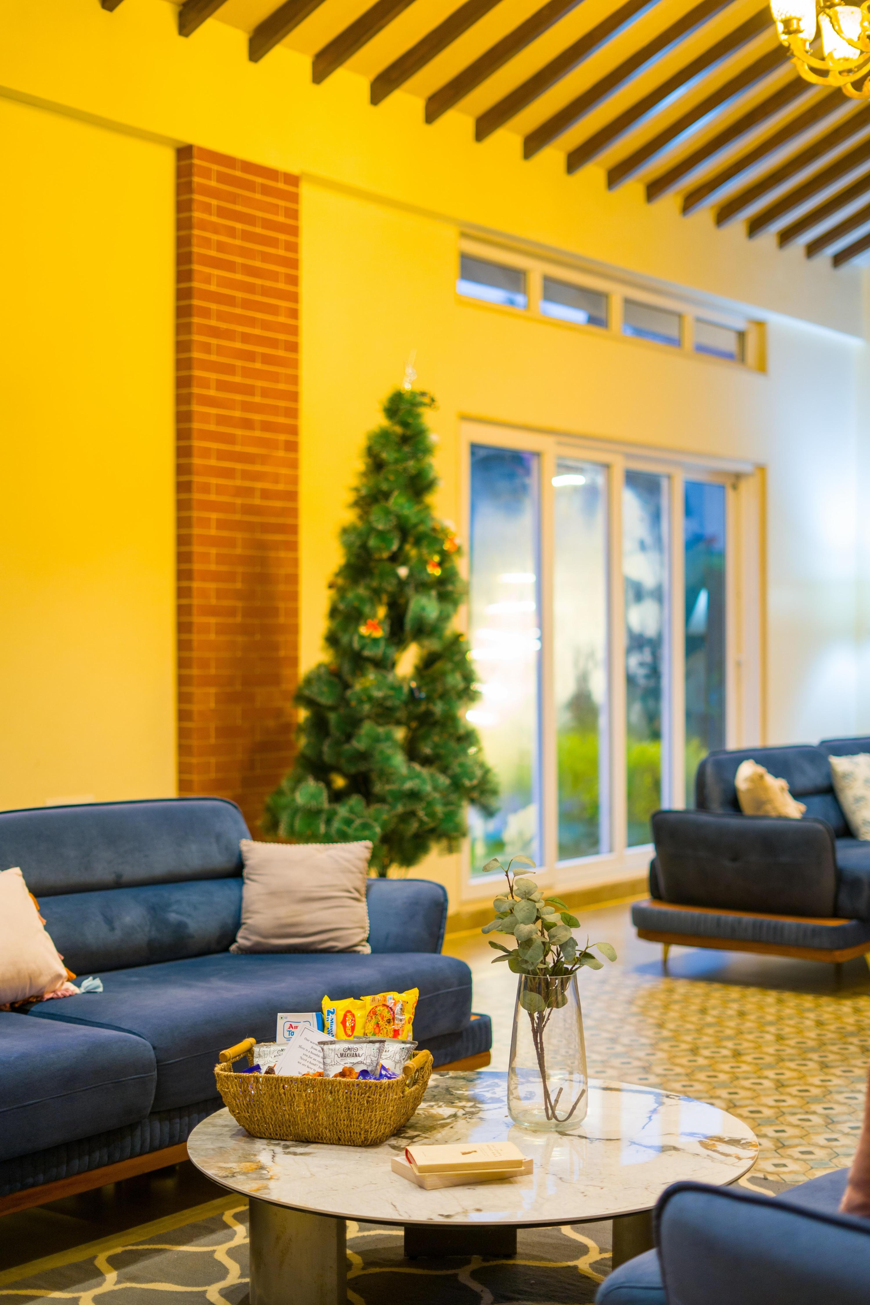 Serene 3 BHK nestled in the Vibrant Green - Tap to explore photos