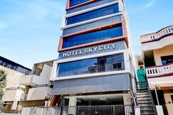 Hotel Sky City