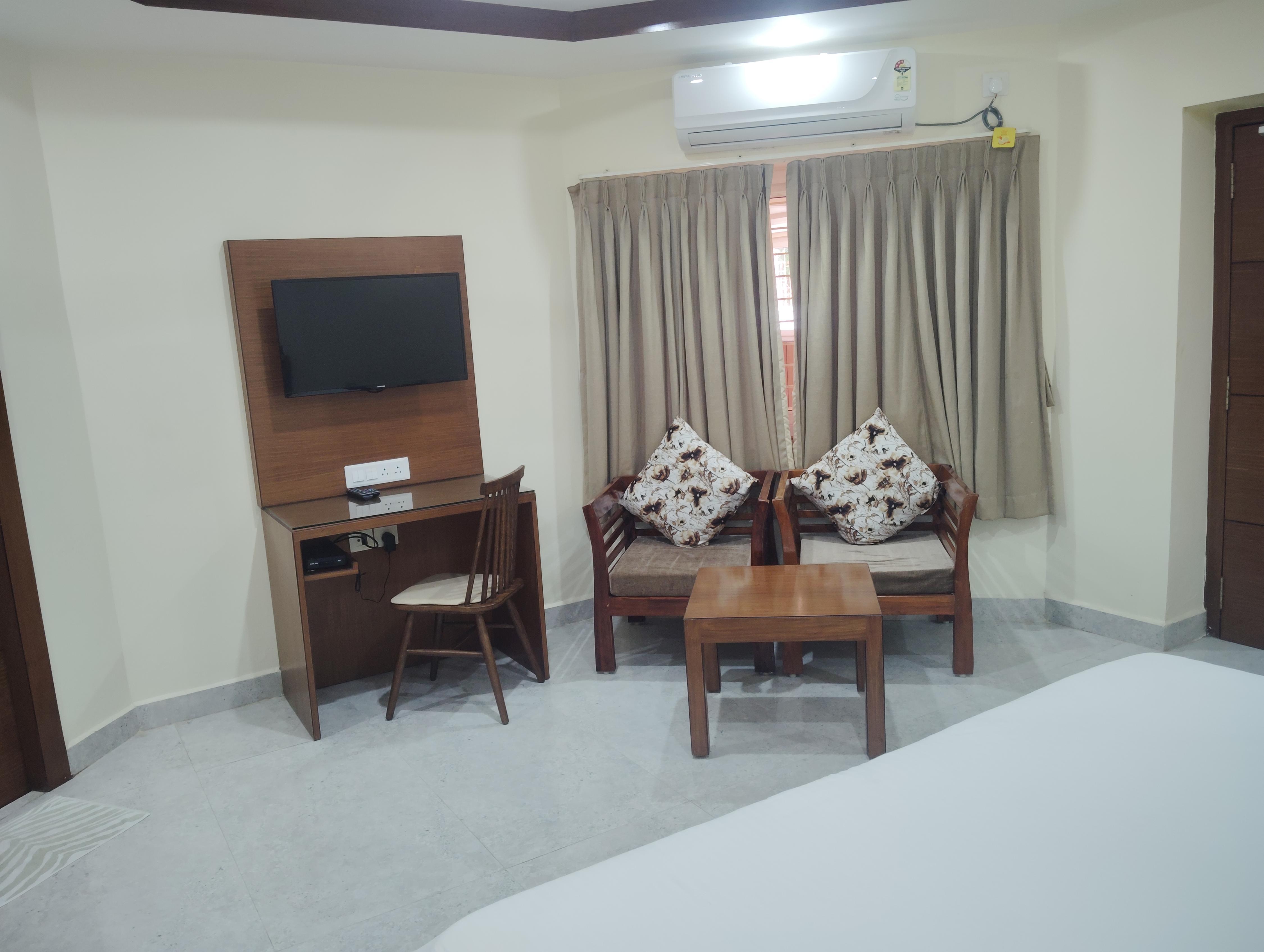 Anshula Hotel and Resorts - Tap to explore photos