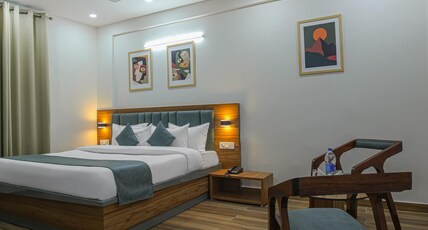 Hotel Magnum 2 Room Type - Super Deluxe Room