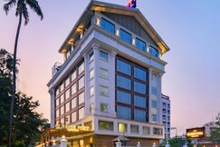 Classik Fort Inn and Suites