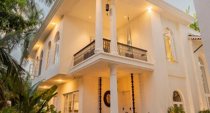 ELIVAAS Signature 4 BHK Villa with Pvt Pool & jacuzzi | YashGeet Villa Room Type - ELIVAAS Signature 4 BHK Villa with Pvt Pool & jacuzzi | YashGeet Villa