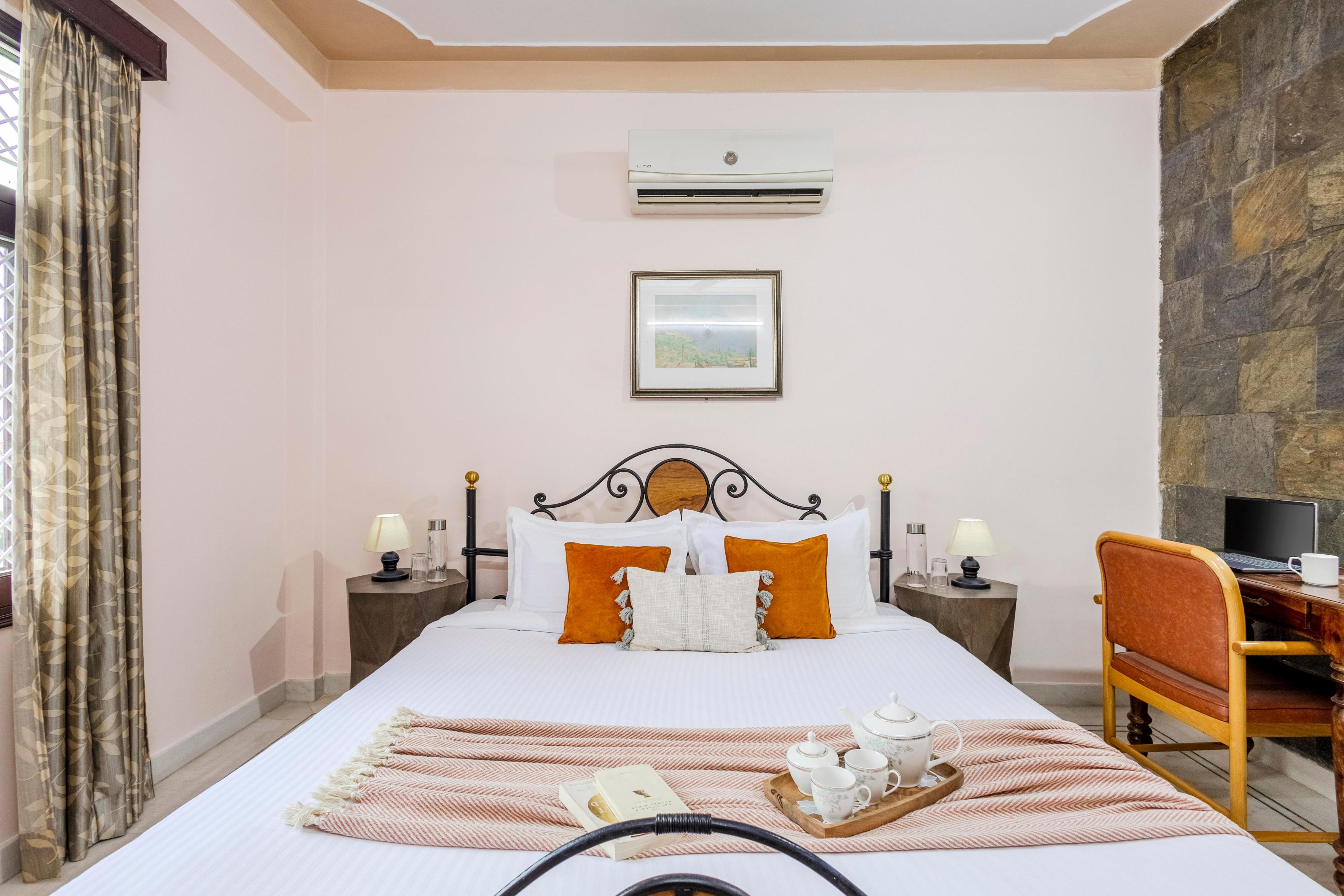 2 BHK Luxurious Royal Mansion Udaipur - Tap to explore photos